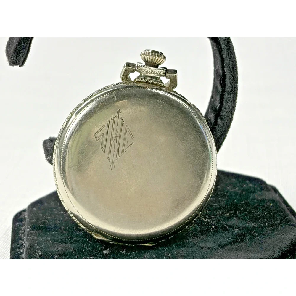 Vintage 1920’s Elgin B.W. Raymond Illinois USA Pocket Watch Grade 384